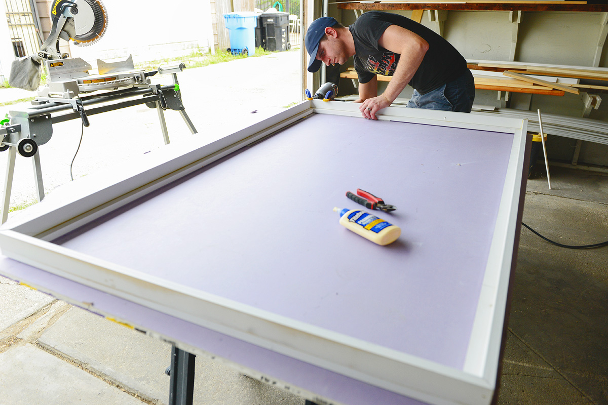DIY Frame: How to Make a Large Picture Frame for Dirt Cheap