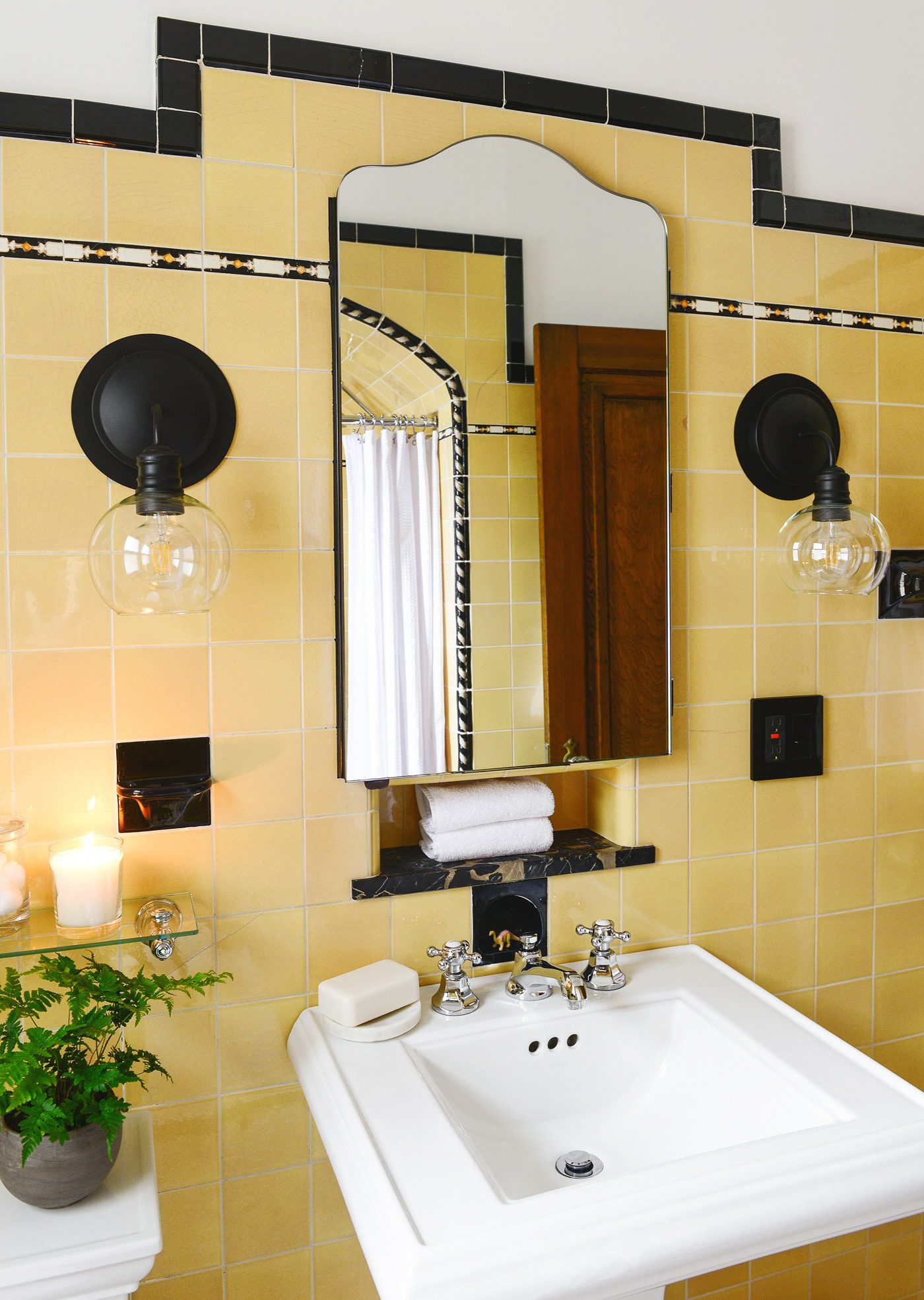 black and yellow vintage bathroom | Lowe's bathroom refresh | via Yellow Brick Home