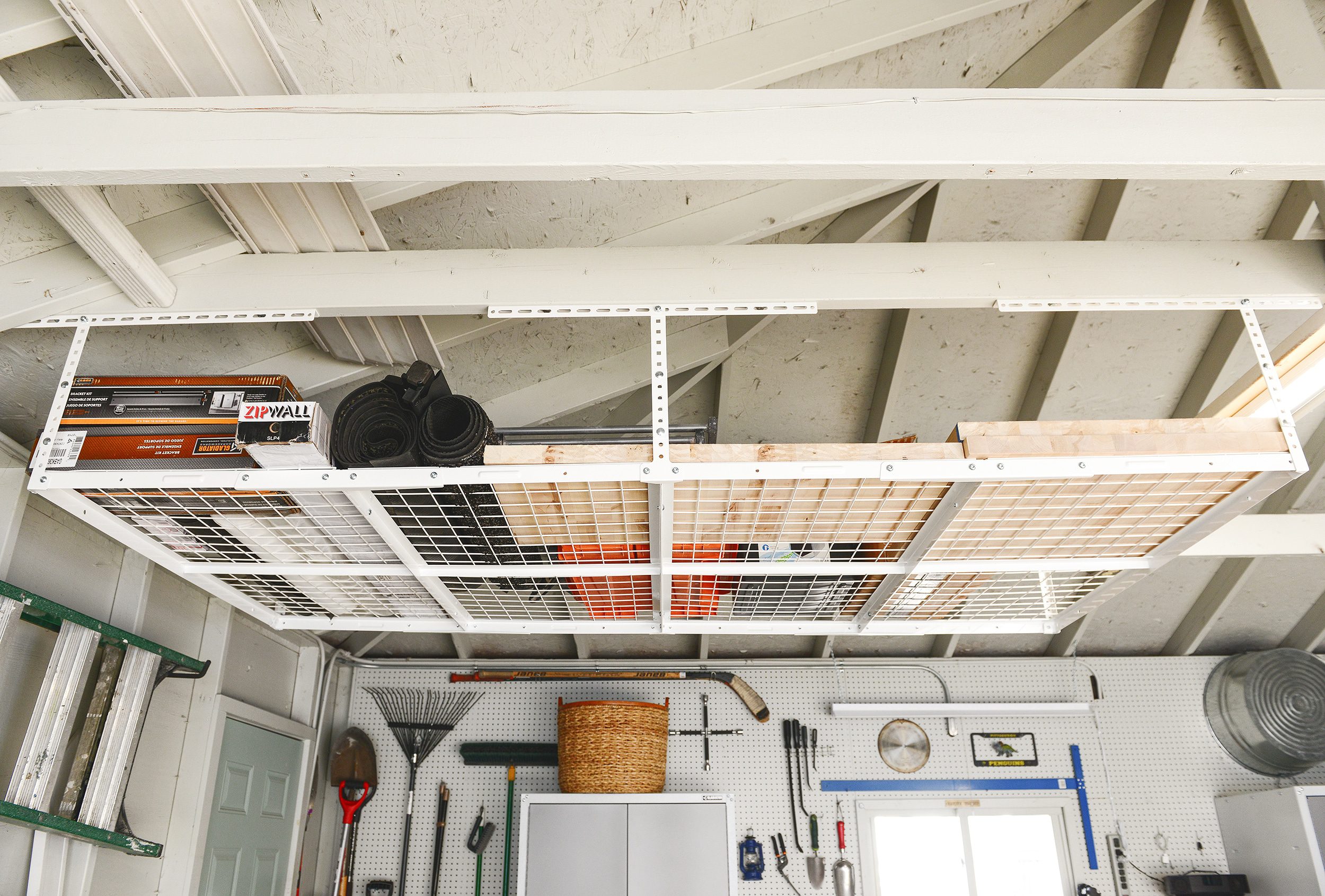 7 Garage Organization Tips Before Winter Hits! via Yellow Brick Home with Lowe's Home Improvement #lowespartner