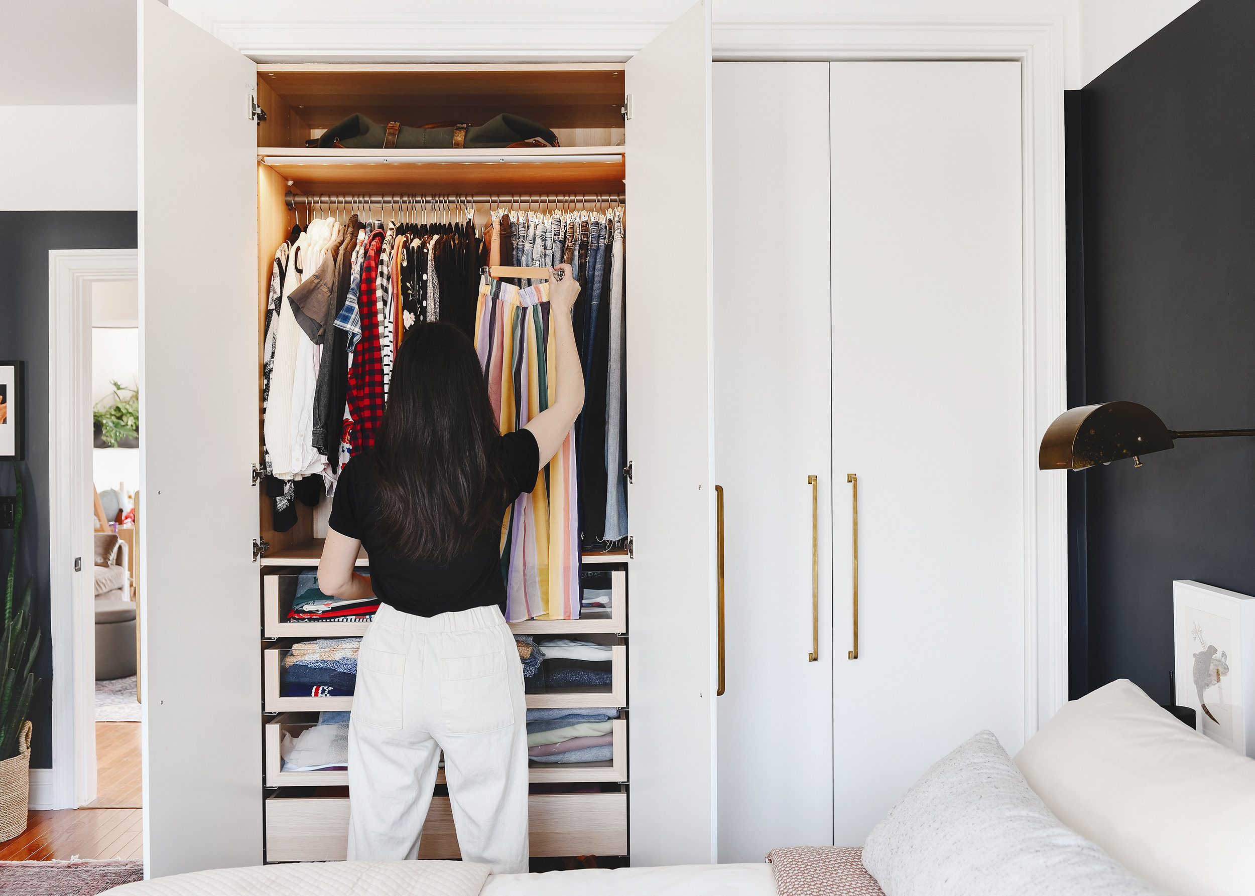 Organizing my primary closet | Let's organize together! | via Yellow Brick Home