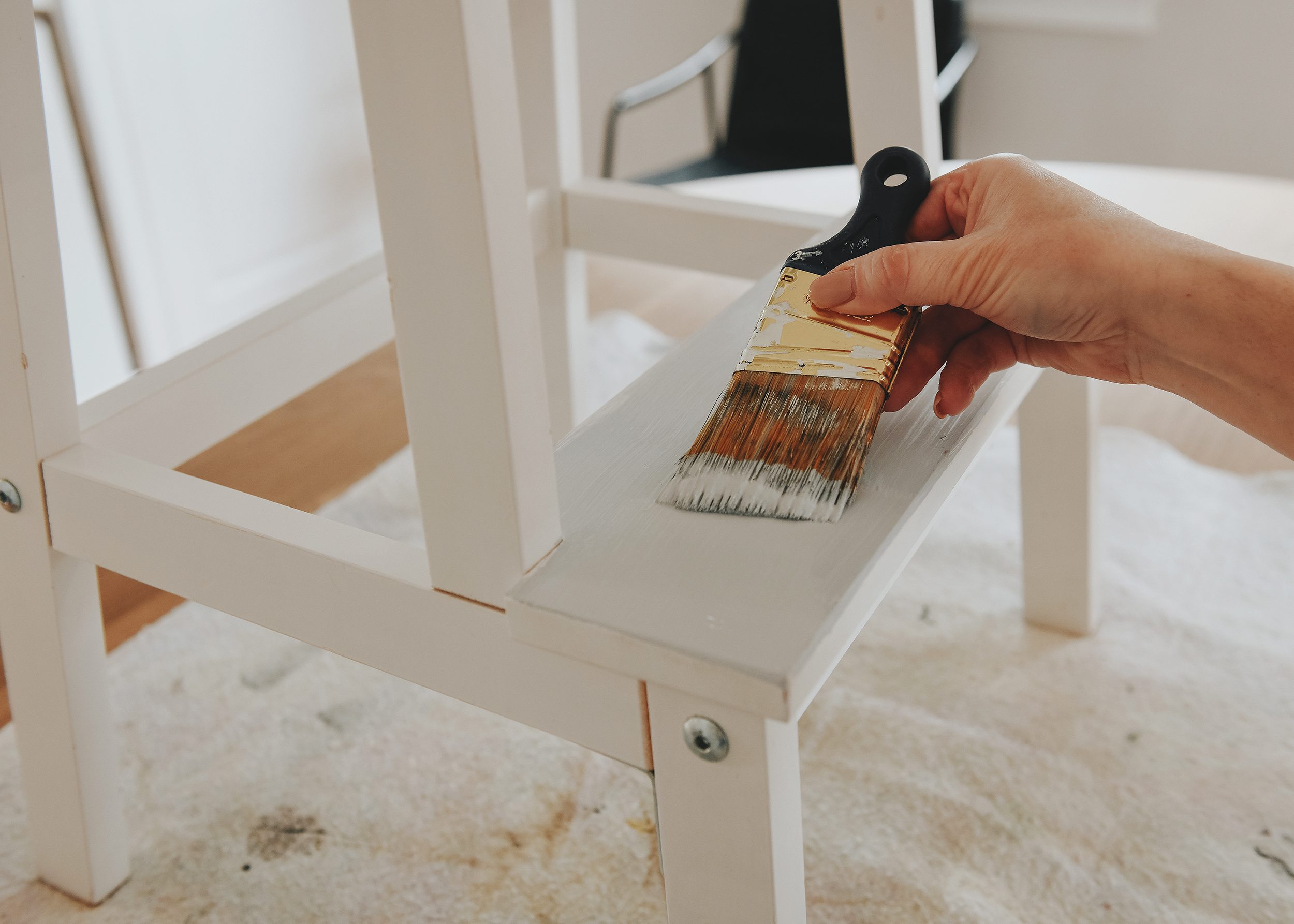 Priming furniture for paint, how to paint furniture | via Yellow Brick Home