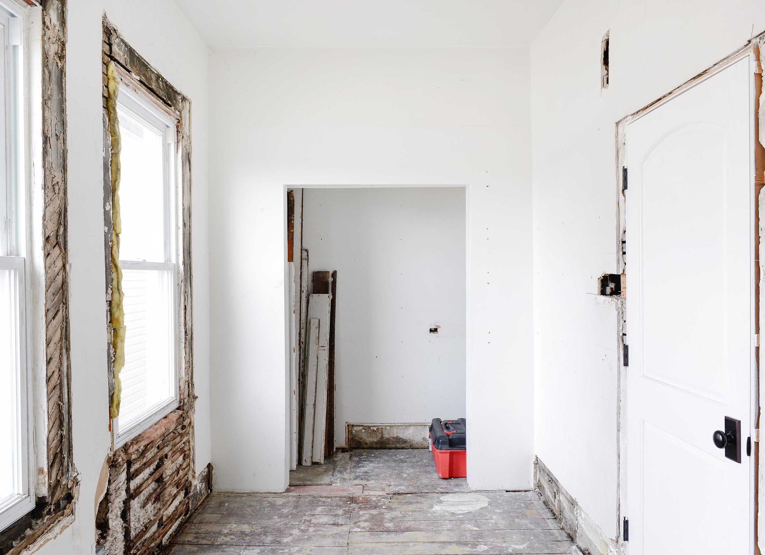 scary room during renovation // via Yellow Brick Home