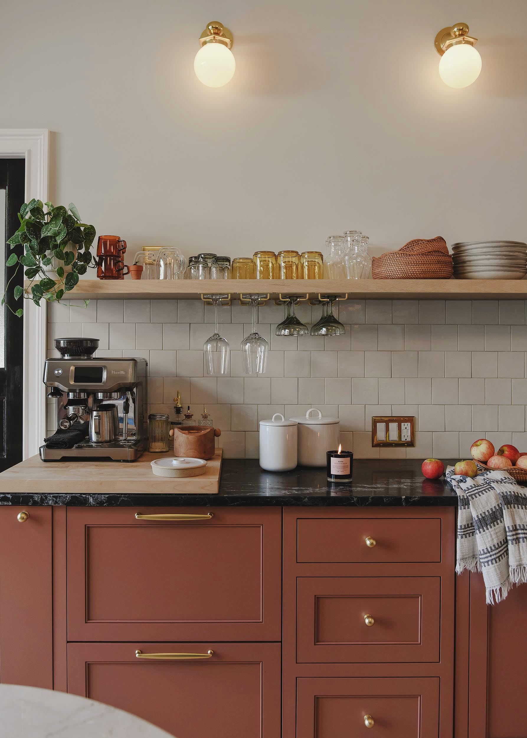 Our favorite fall candles // via Yellow Brick Home